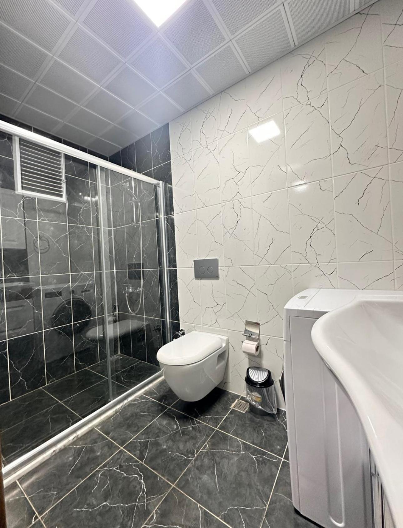 Bazalt Apart Hotel ทรับซอน ภายนอก รูปภาพ